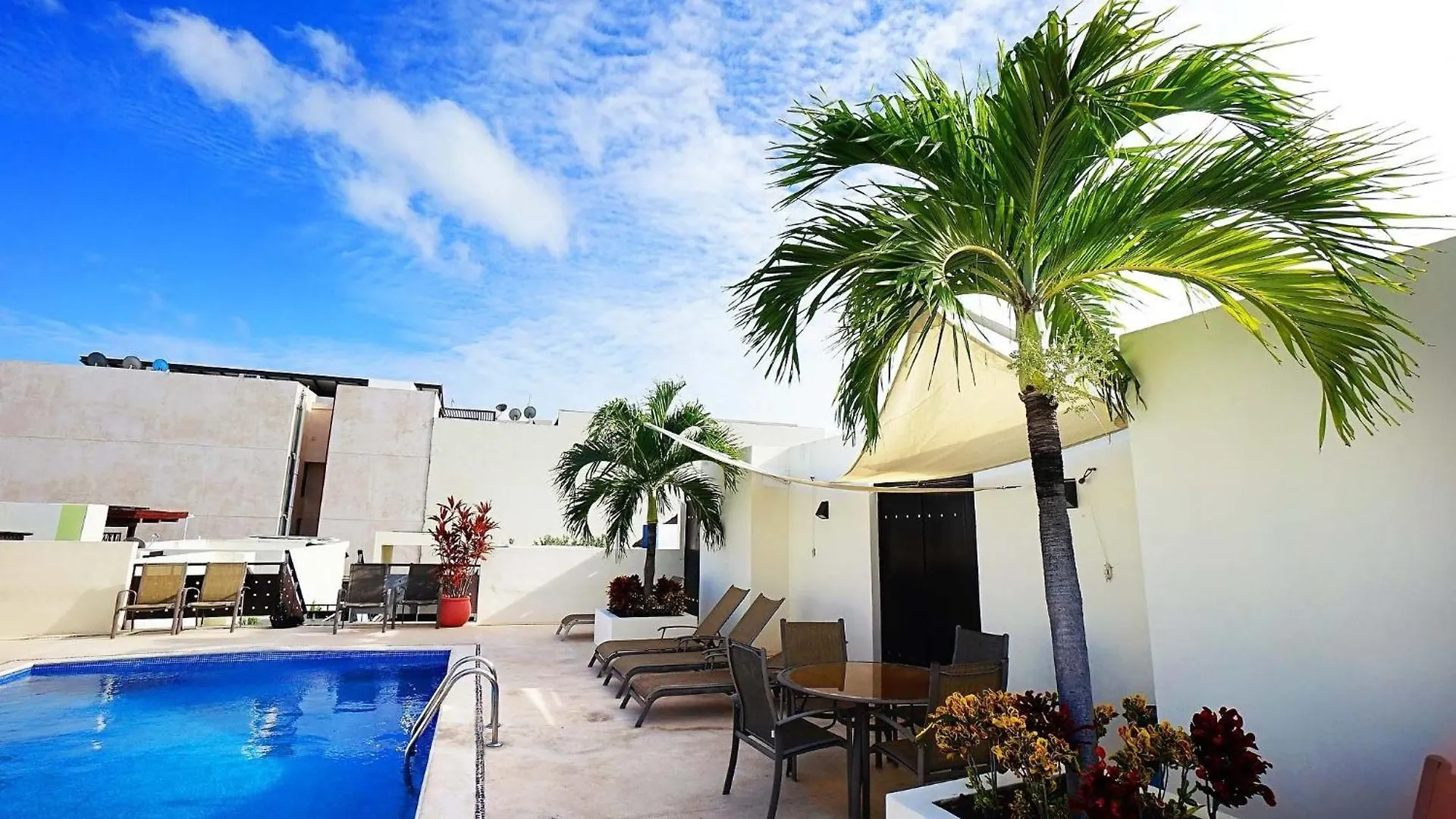 Meridian 207 Condo Playa del Carmen