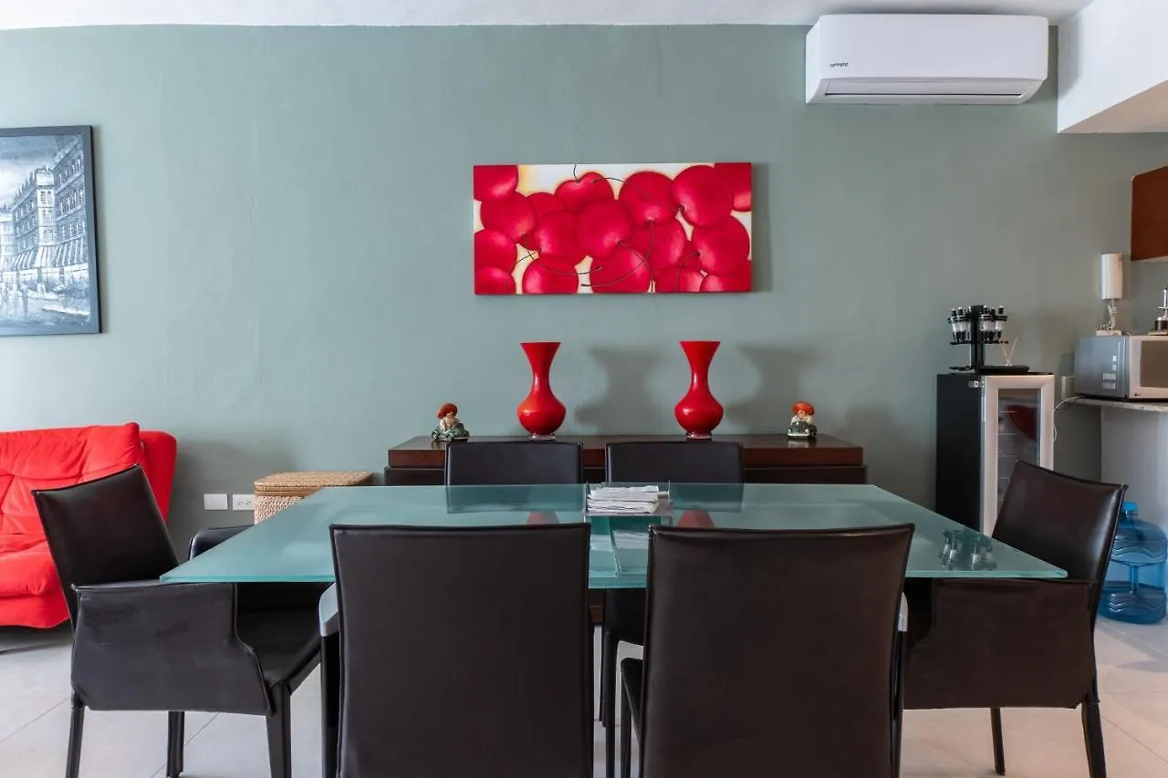 Meridian 207 Condo Playa del Carmen 0*,